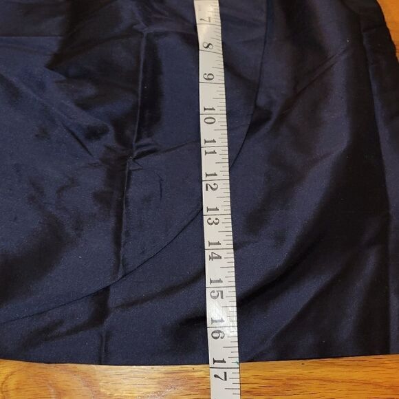 Annie Griffin Navy Tulip Silk Skirt 6 - Picture 5 of 10